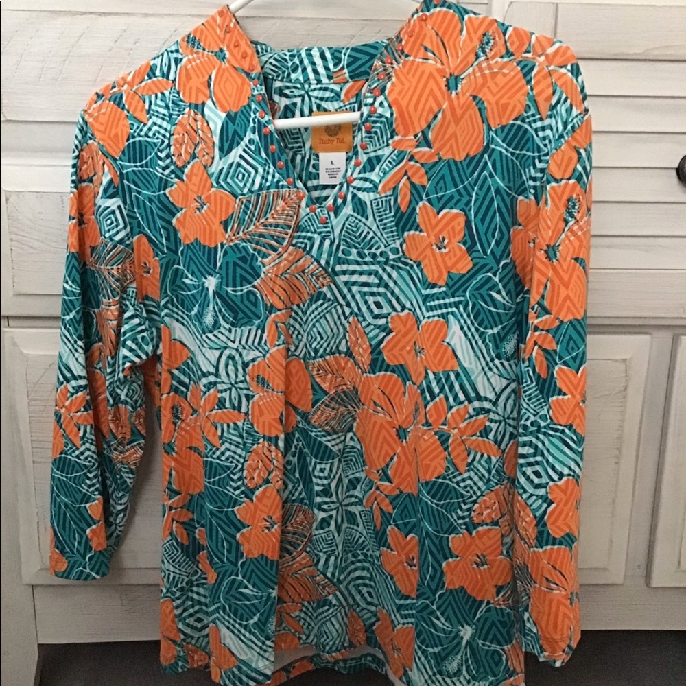 NWOT Ruby Rd. Top